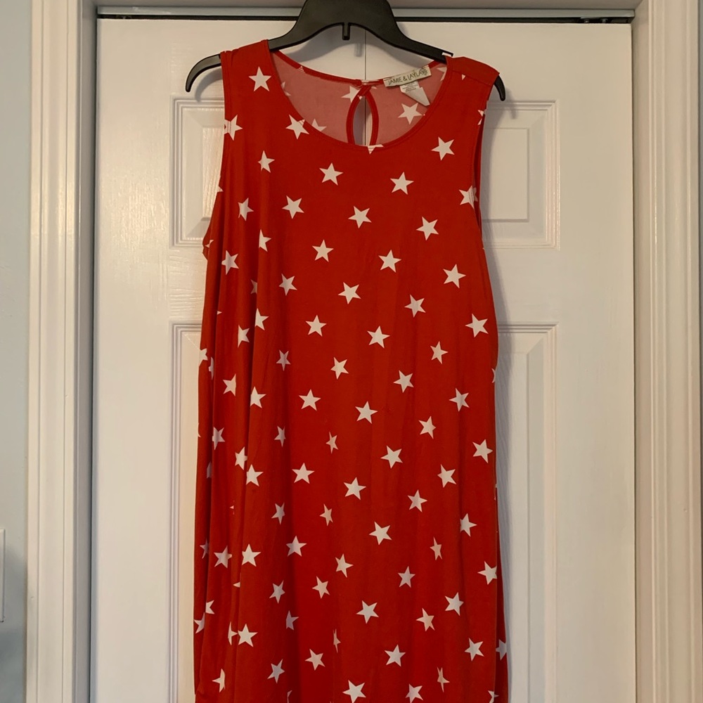 Sleeveless white and red star pattern below knee dress size XL